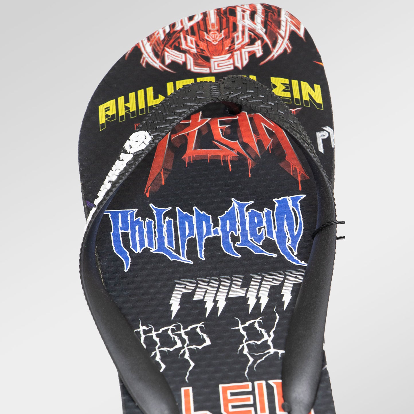 Luxuriös und Preisbewusst: Philipp Plein Herren Flip-Flops