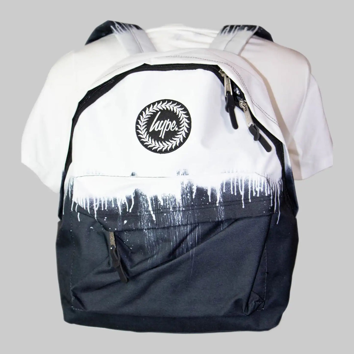 Rucksack in Schwarz und Weiß
