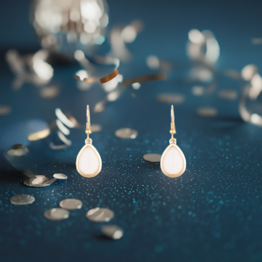 Stilvolle Eleganz: Damen Haken Ohrringe mit rosa Harz-Elementen