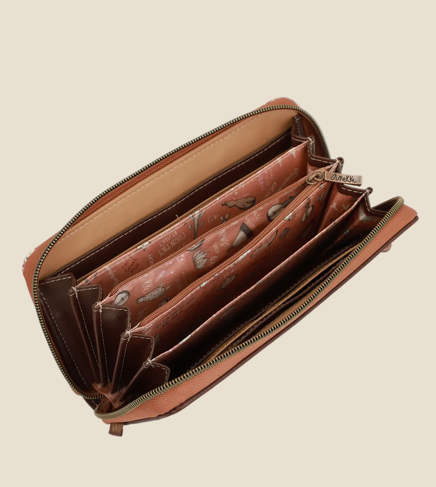 Arizona Wallet Brown Studs
