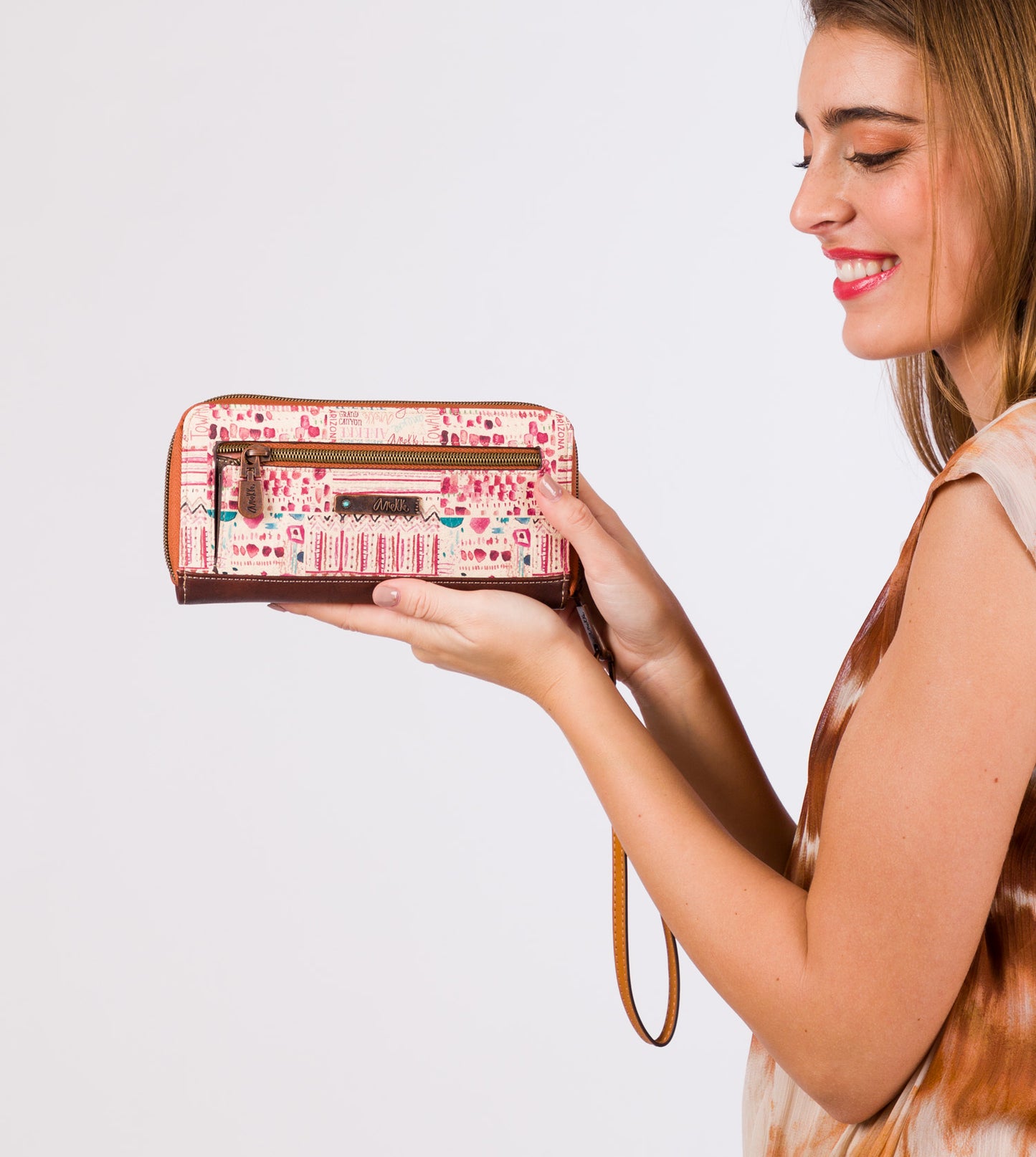 Arizona Wallet Brown Studs